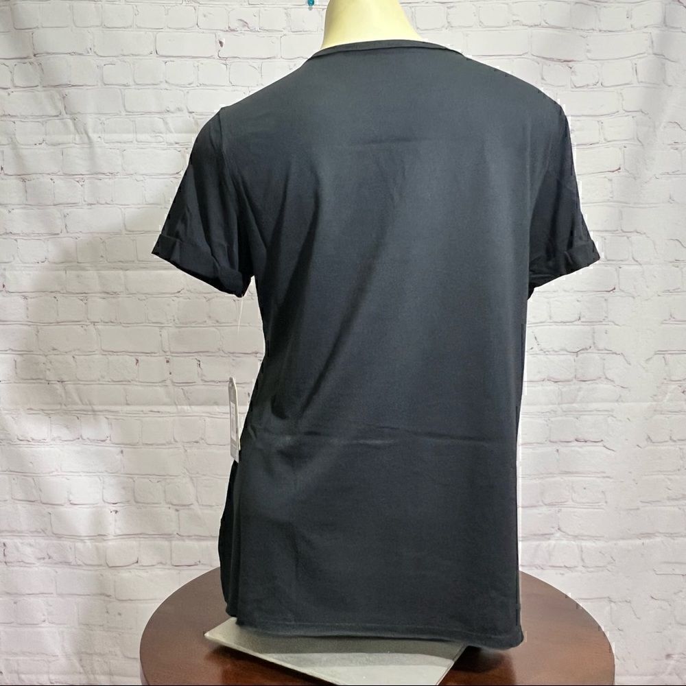 ZUMBA Fitness Zumba Game on V neck Tee in black nwt in Medium - Picture 2 of 3